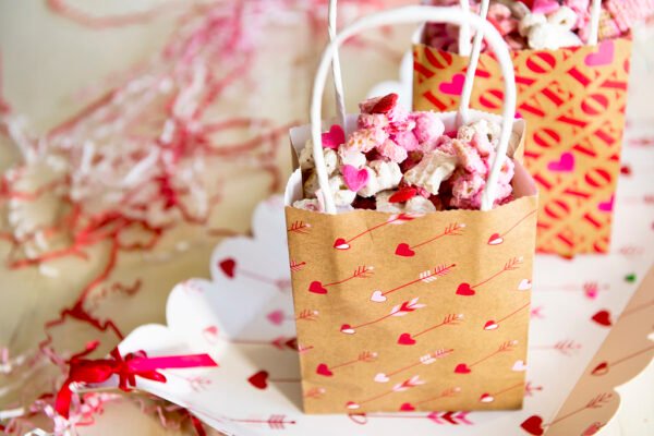 How To Start A Personalized Party Favor Business: A Complete Guide for 2025