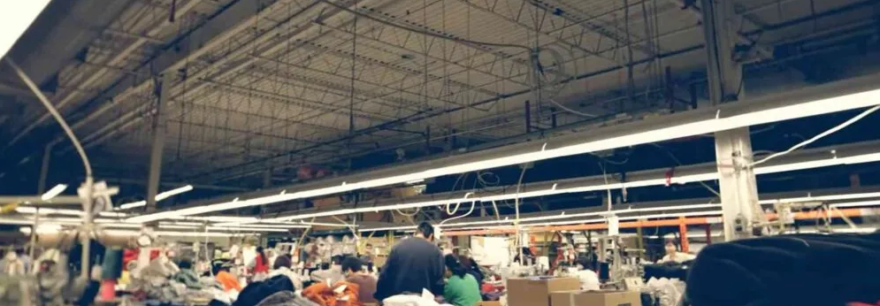 How We Find the Best Place of Custom Clothing Manufacturers in Canada