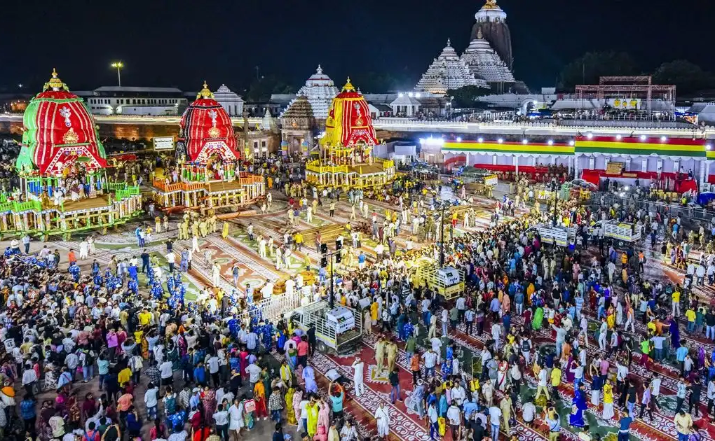 Three Dead, Six Injured in Stampede at Festival in Eastern India